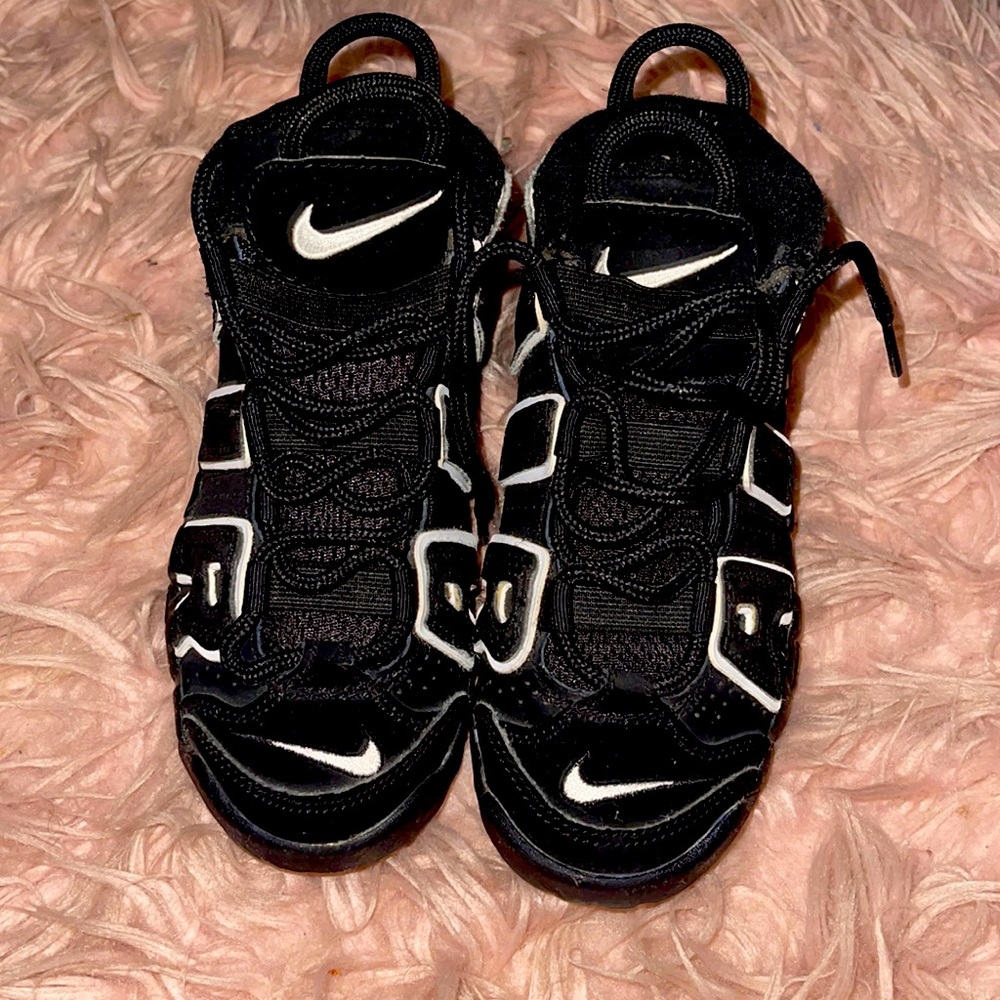 NIKE tempos